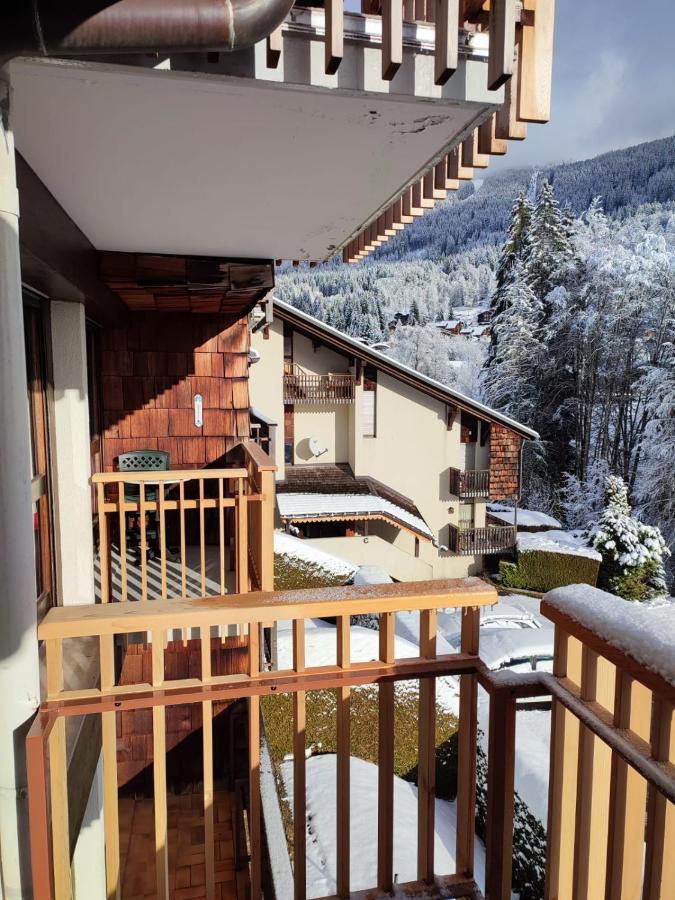 Coquet Studio De 4 Personnes Aux Carroz - Balcon Et Wifi เลการ์รอซ-ดาราช ภายนอก รูปภาพ
